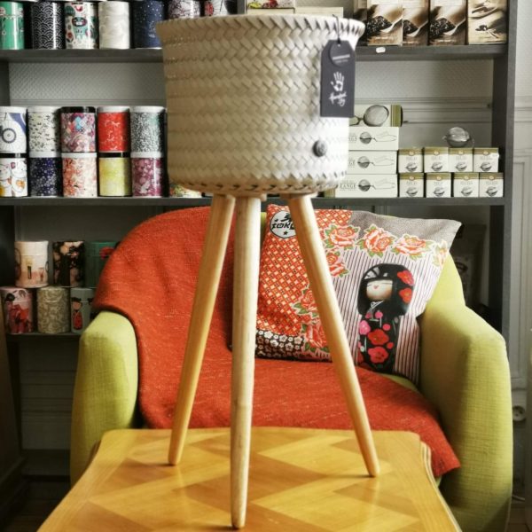Cache pot UP high - 70% plastique recyclé - 26x60 cm - Handed By chez Tilvist Mulhouse