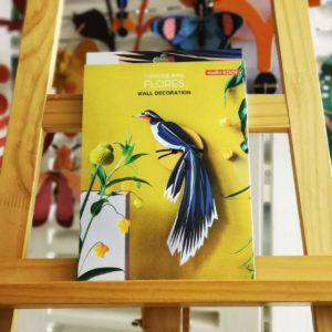 Oiseau Flores Paradise Bird 3D à monter et accrocher au mur 37 cm - Carton recyclé - Encre végétale - Studio Roof chez Tilvist Mulhouse