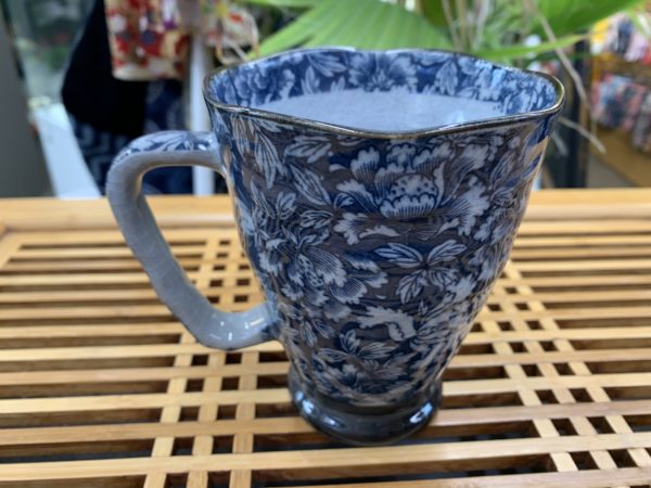 Mug bleu fleurs 400ml Tokyo Design Japon - Grès