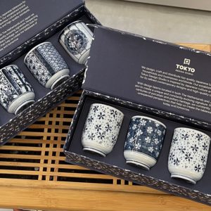 Coffret 4 tasses thé ou café porcelaine Japonaise