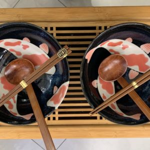 Coffret Ramen Koï 2 personnes - 2 bols céramique - 2 paires de baguettes - 2 cuillères - Un coffret - Fabrication au Japon