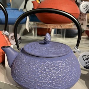 Théière fonte bleu argent Iwachu 600ml Japon