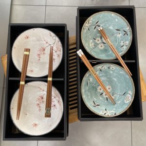 Ensemble Udon - 2 bols + 2 paires de baguettes en coffret carton - Céramique japonaise