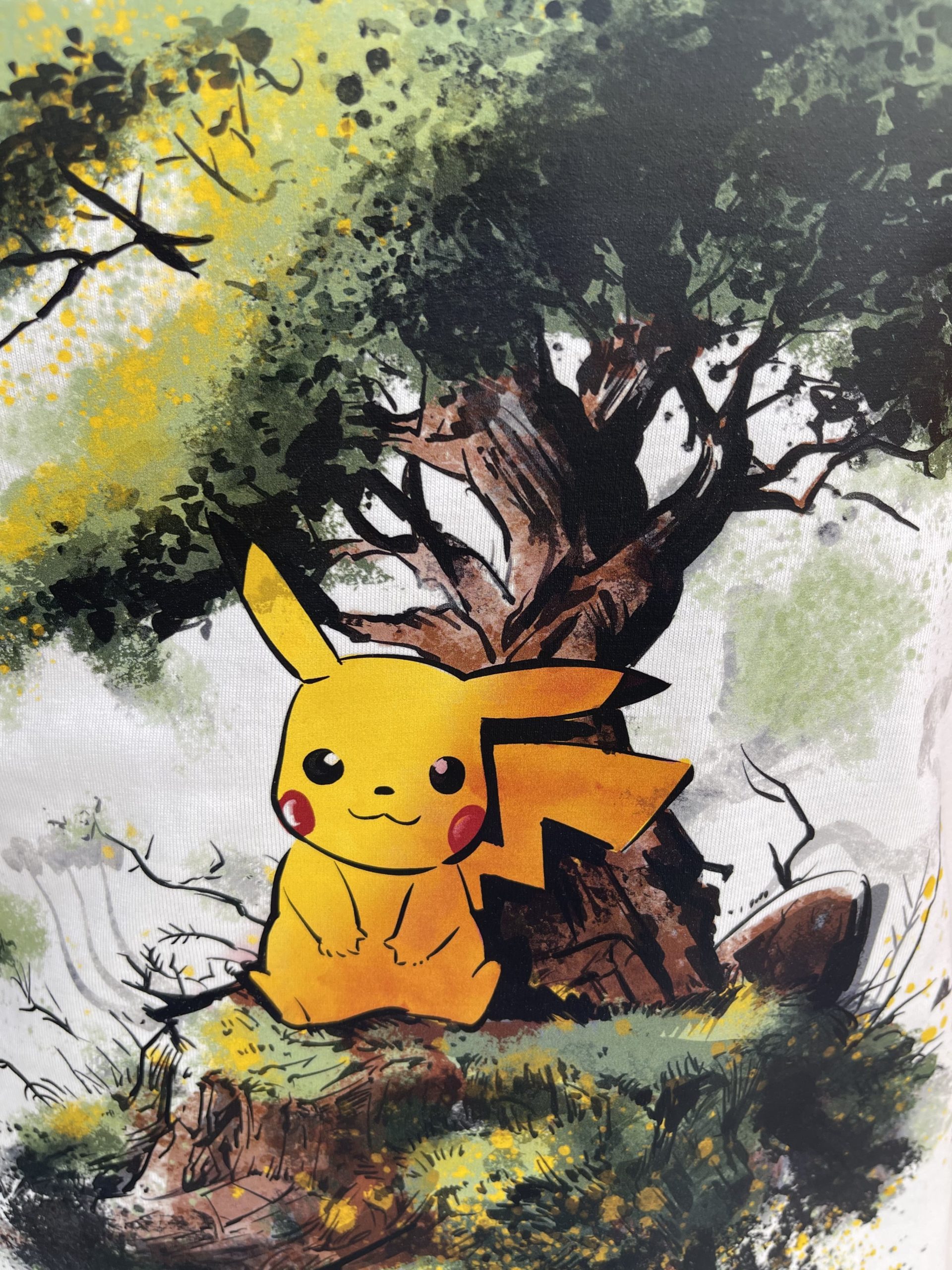 Tee-shirt Pikachu dans son arbre - 100 coton bio - Blanc
